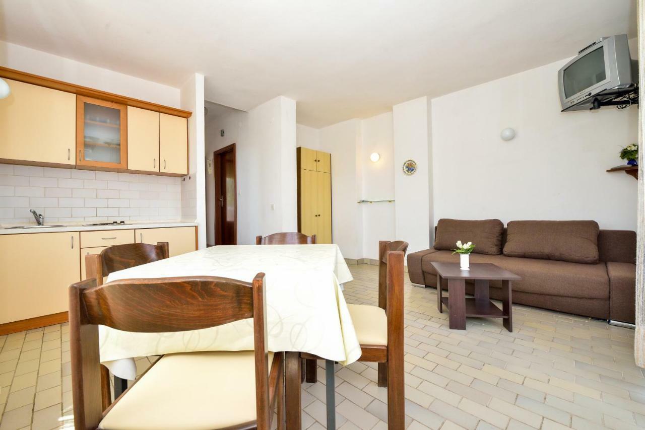 Ana Apartments Kukljica Eksteriør billede
